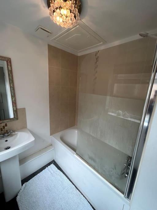 Perfect Home From Home In Stoke On Trent Etruria Bagian luar foto