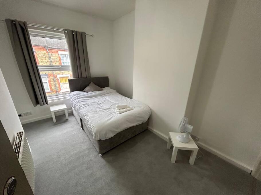 Perfect Home From Home In Stoke On Trent Etruria Bagian luar foto