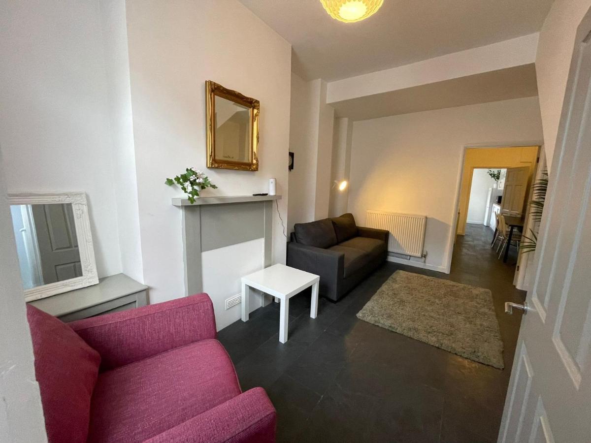 Perfect Home From Home In Stoke On Trent Etruria Bagian luar foto